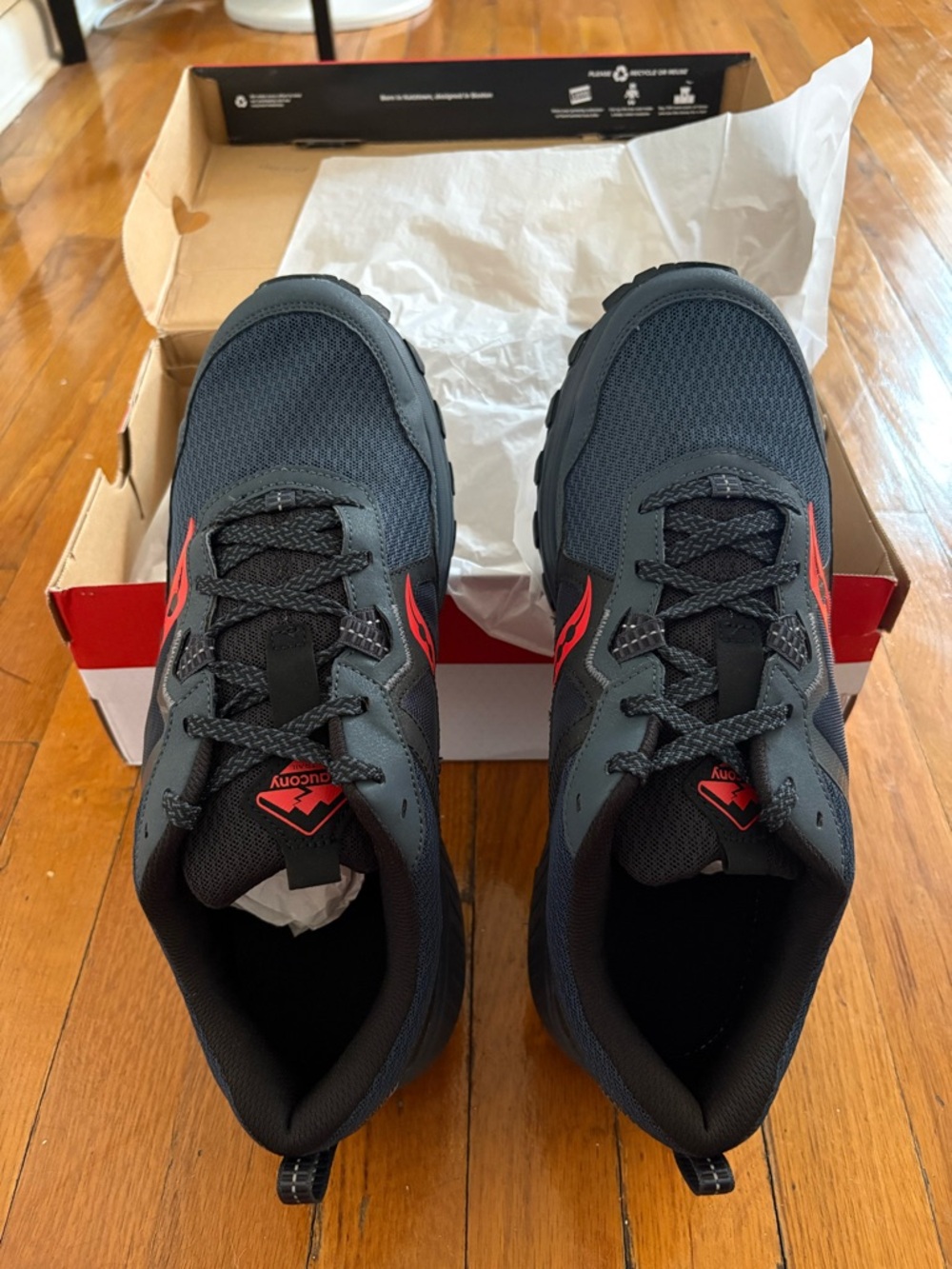 Saucony Men’s Trail Running Shoes - Black with Red Accent - Picture 2 of 4